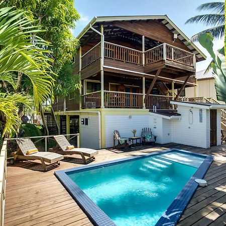 Driftwood Gardens Guesthouse Placencia Екстериор снимка